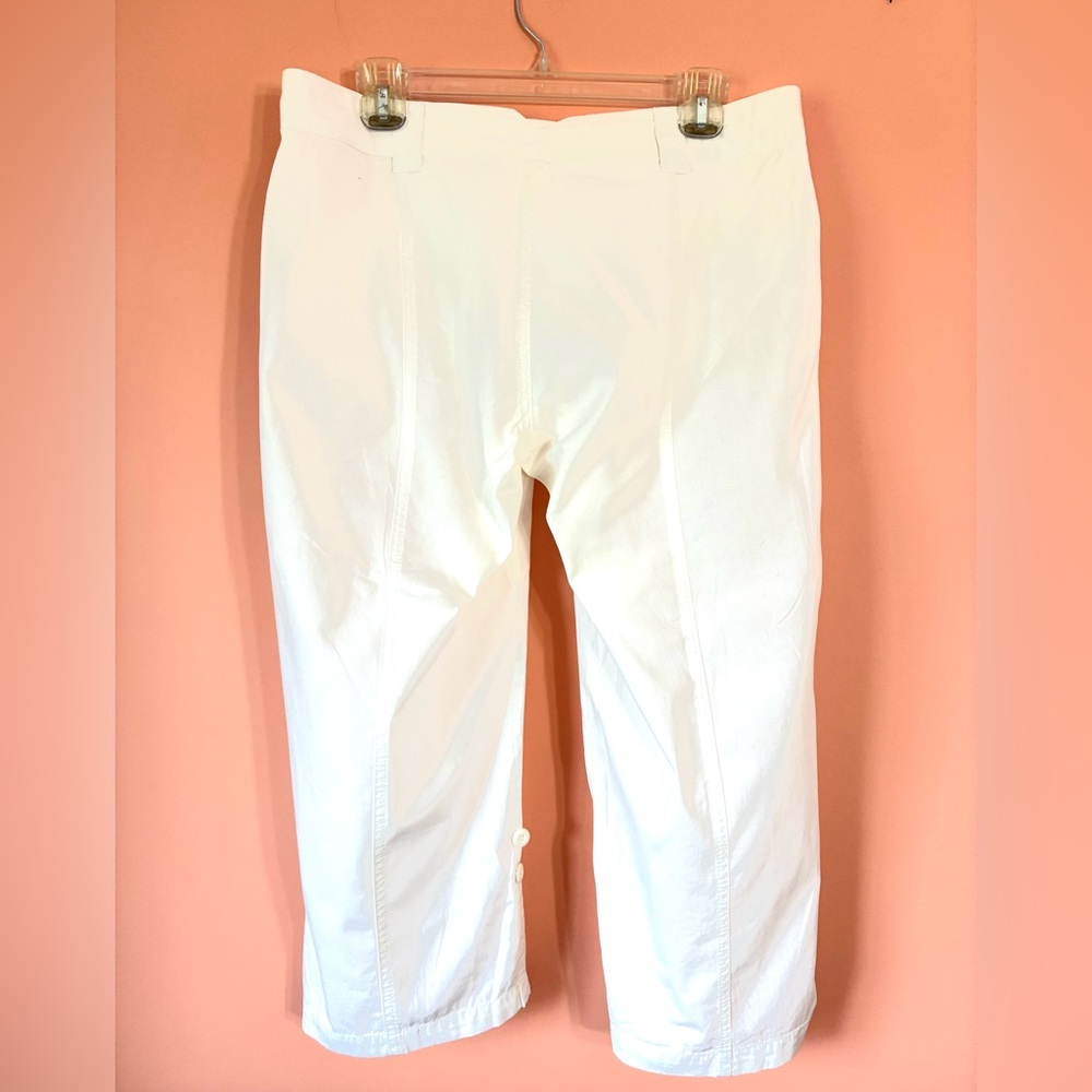 Cotton  White Capri  for Women - Picture 6 of 15